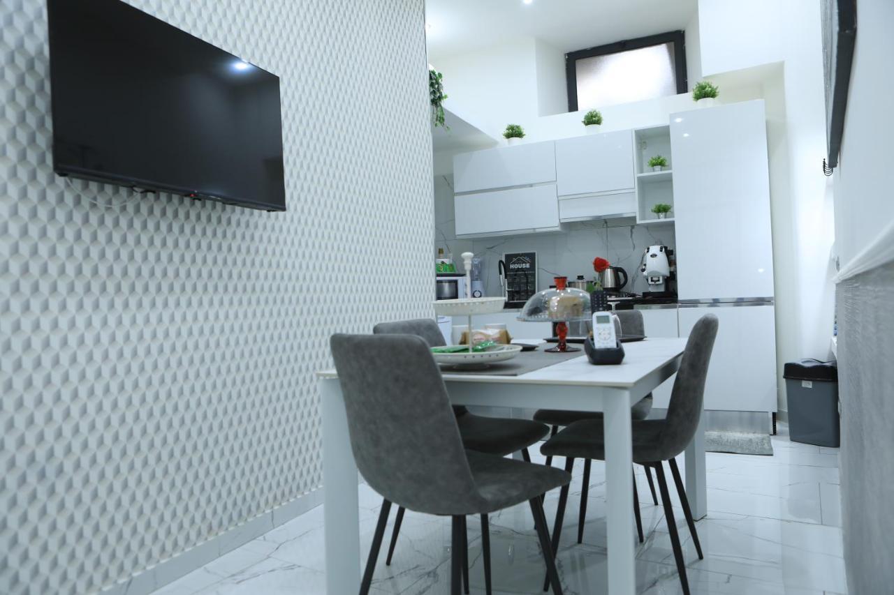 Appartamento Santi House Catania Esterno foto