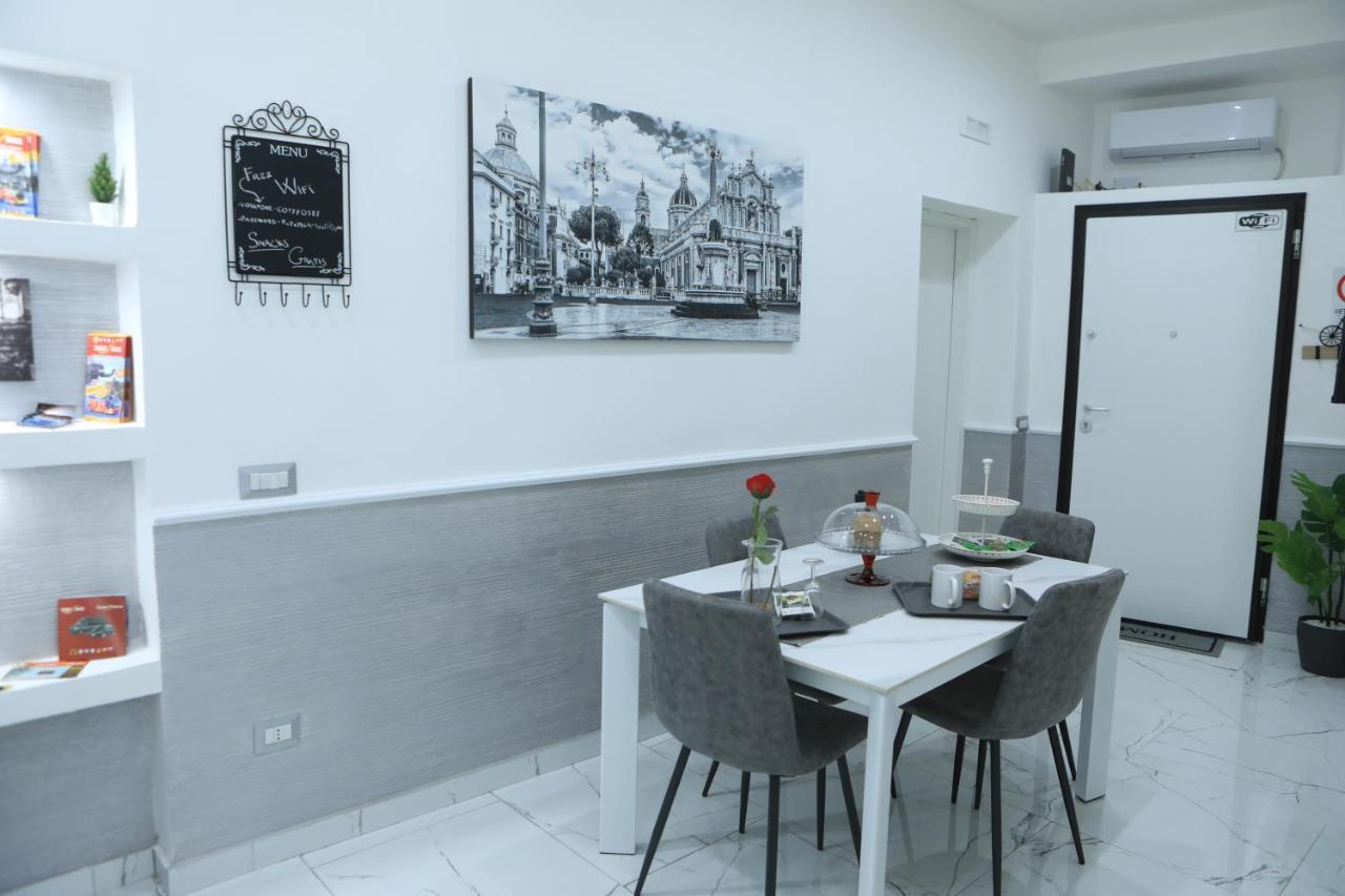 Appartamento Santi House Catania Esterno foto
